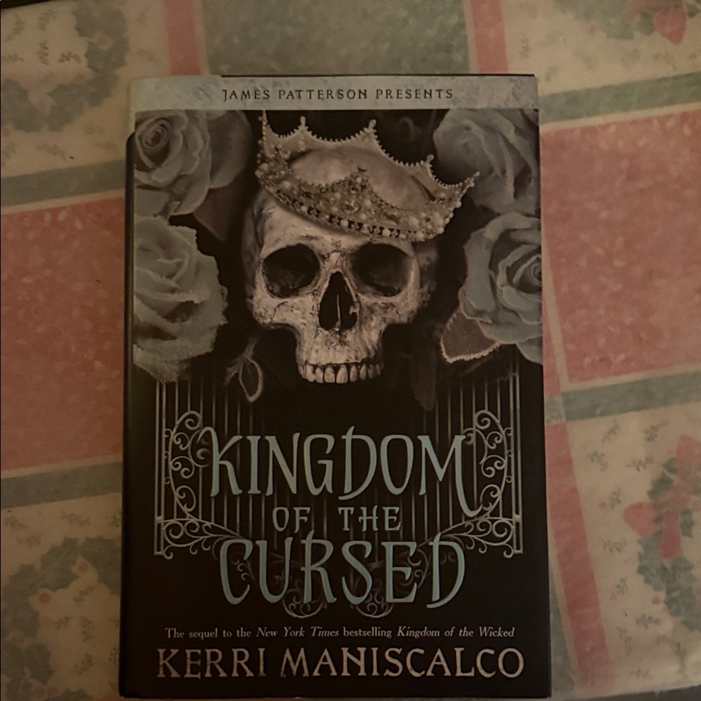 Kingdom of the Cursed Book


***B2 G1 Free!*** - Read Description